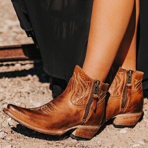 Freebird Wolfie Leather Ankle Booties Western Size 9